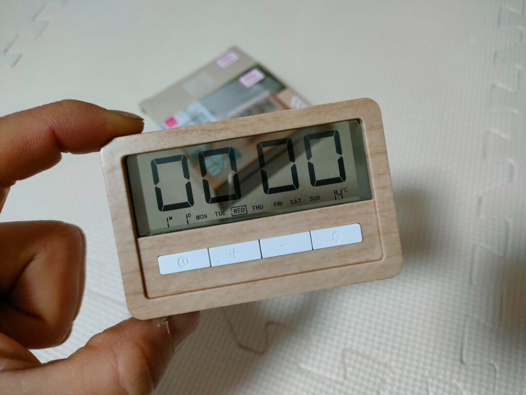 digital clock0005